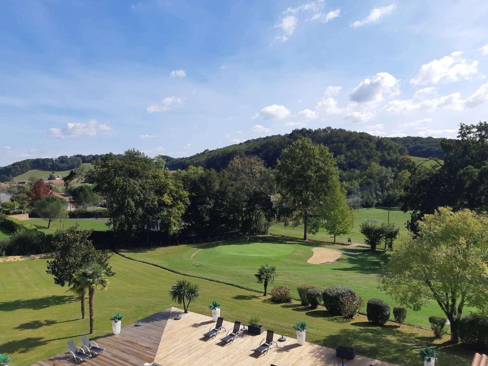 Brit Hotel Du Golf Le Lodge Salies-de-Béarn 외부 사진